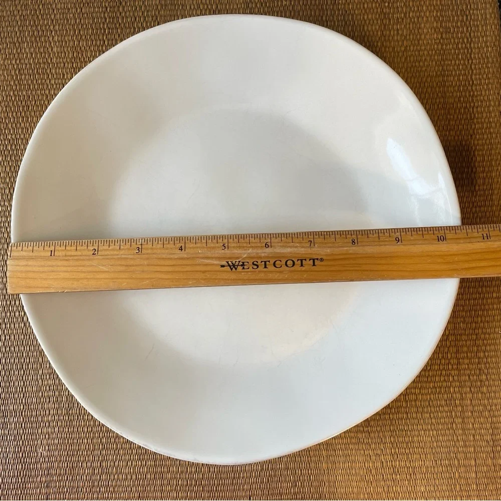 Crate & Barrel white organic wavy dinner plate